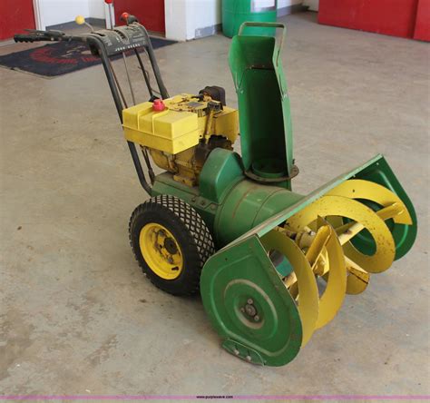 Unsatisfactory or damaged items will be replaced immediatly or if unavailable a credit wil be issued. . John deere 1032 snowblower carburetor